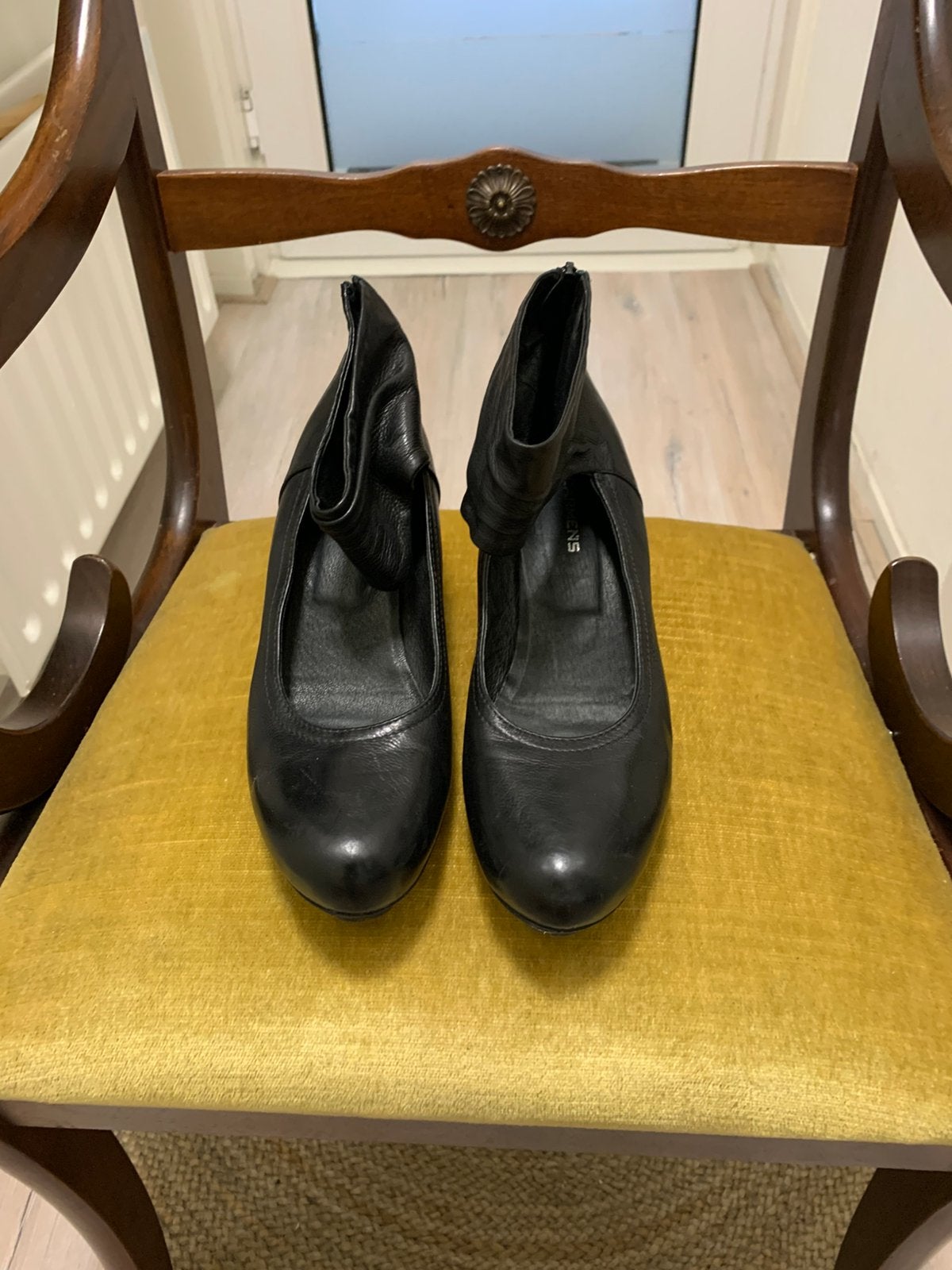 Carnens schoenen, Ophalen of Verzenden, Zo goed als nieuw, Zwart, Sneakers of Gympen