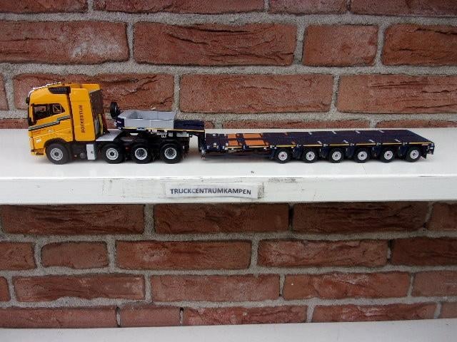 WSI  Volvo  FH5  Globetrotter  8 x 4  van  Boekestijn., Hobby en Vrije tijd, Modelauto's | 1:50, Ophalen of Verzenden, Nieuw, Bus of Vrachtwagen