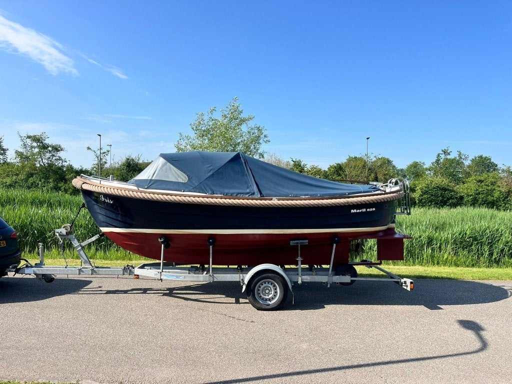 Maril 625 Sloep + trailer, Watersport en Boten, Sloepen, Ophalen, 105 cm, Maril, Diesel