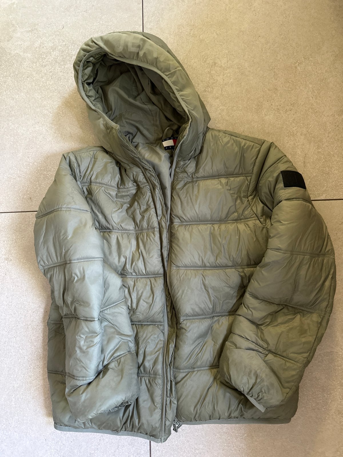 Lichtgroene Tommy Hilfiger puffer jas - Maat XS, Ophalen of Verzenden, Zo goed als nieuw