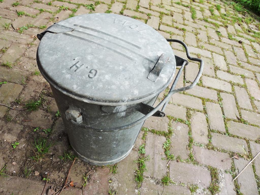 Originele zinken vuilnisemmer, Antiek en Kunst, Ophalen