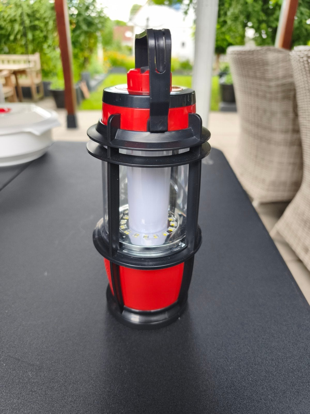 Multifunctionele Camping Lantaarn met Radio en LED Licht, Ophalen of Verzenden