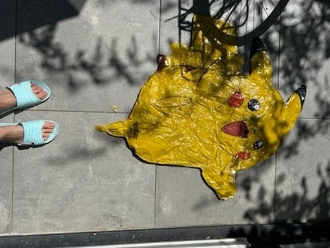 Opblaasbare Figuur – Geel Pikachu-stijl, Ophalen of Verzenden