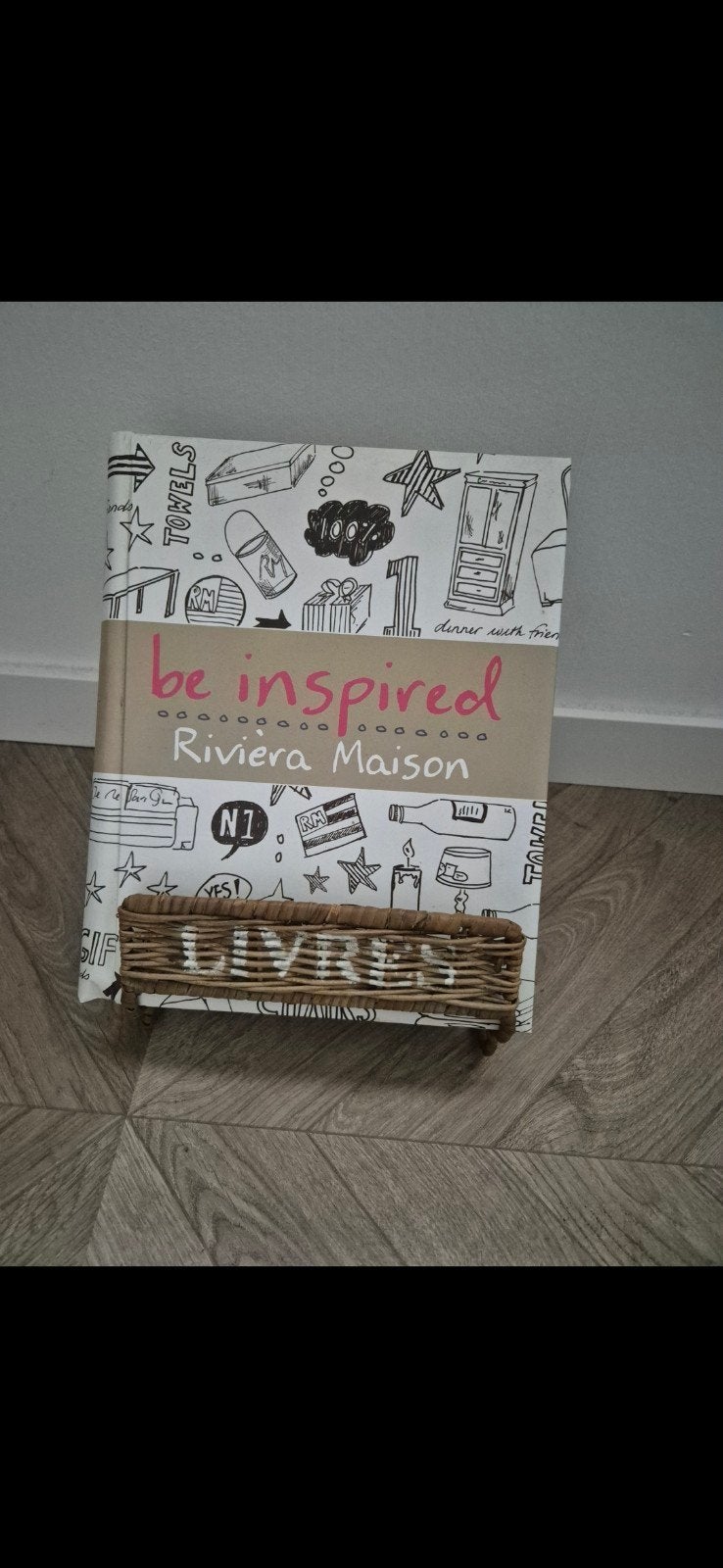 Riviera Maison Livres houder inclusief boek, Ophalen of Verzenden, Natuurlijk materiaal, Bruin, Landelijk