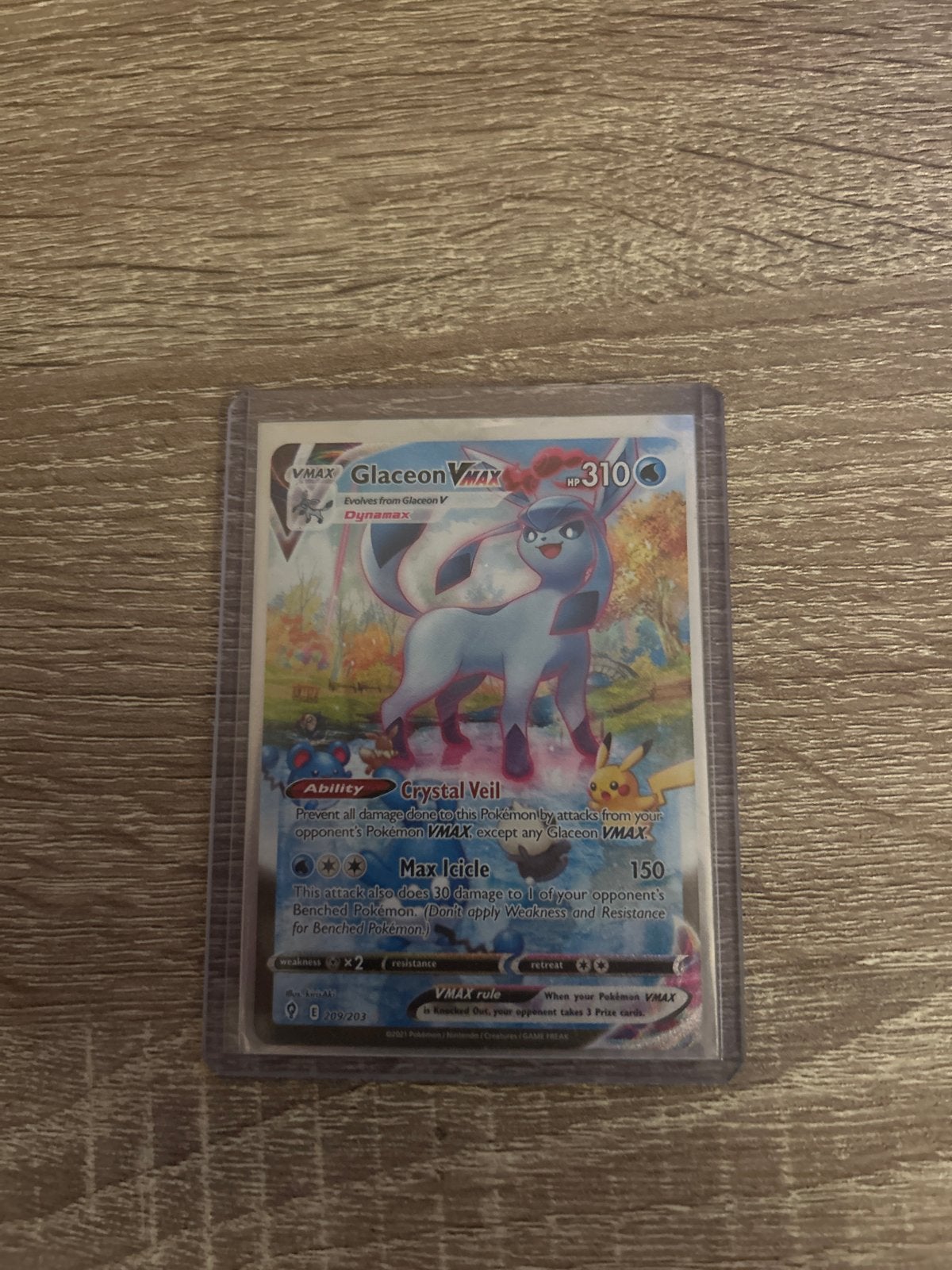 Glaceon VMAX Pokémon Kaart - Near Mint Conditie, Ophalen of Verzenden, Zo goed als nieuw, Losse kaart, Foil