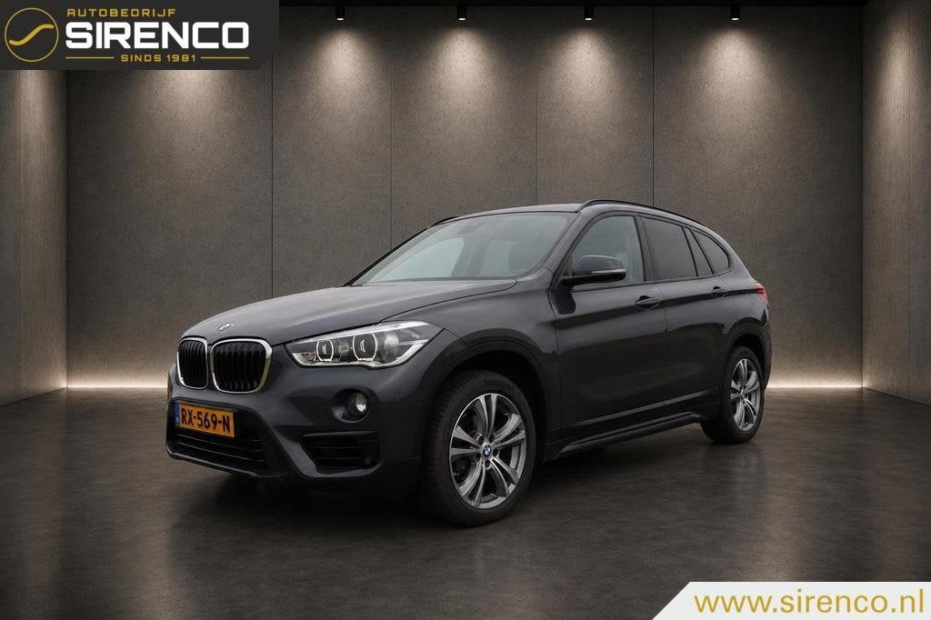 BMW X1 sDrive18i High Executive | leder sportzetels| stoelve, Auto's, BMW, Gebruikt, Euro 6, 3 cilinders, 1405 kg