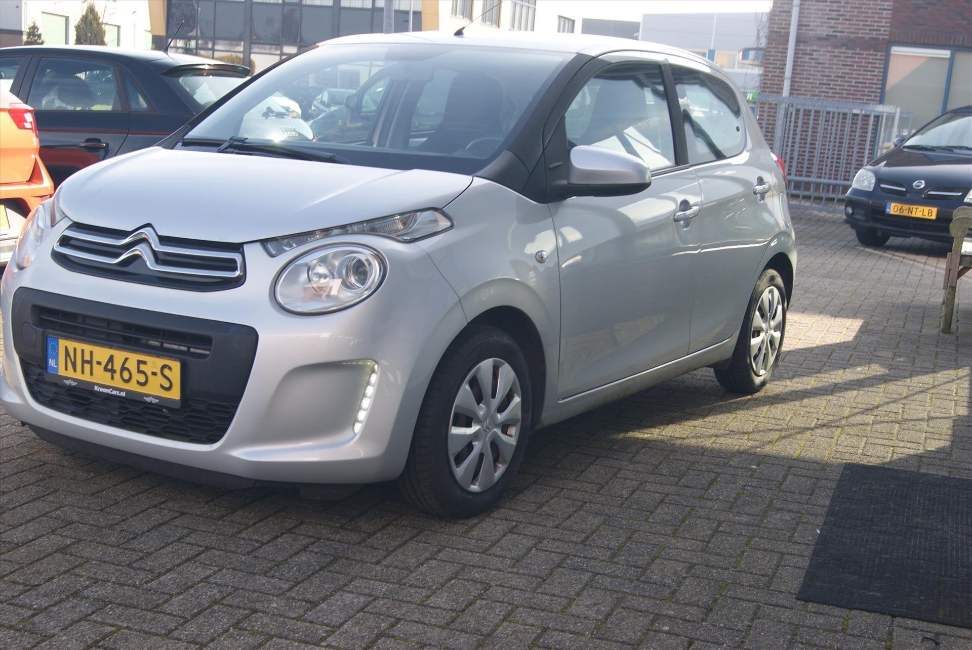 CITROEN C1 1.0 VTi 68PK S&S 5D Live, Auto's, Voorwielaandrijving, Dealer onderhouden, Stof, Gebruikt