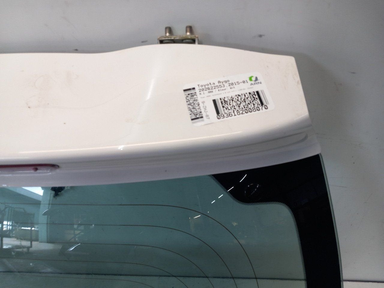Achterklep Toyota Aygo, Onderdelen@venauto.nl, Van der Ven Autorecycling B.V., Gebruikt, Ettenseweg 76, 4706 PB Roosendaal, The Netherlands