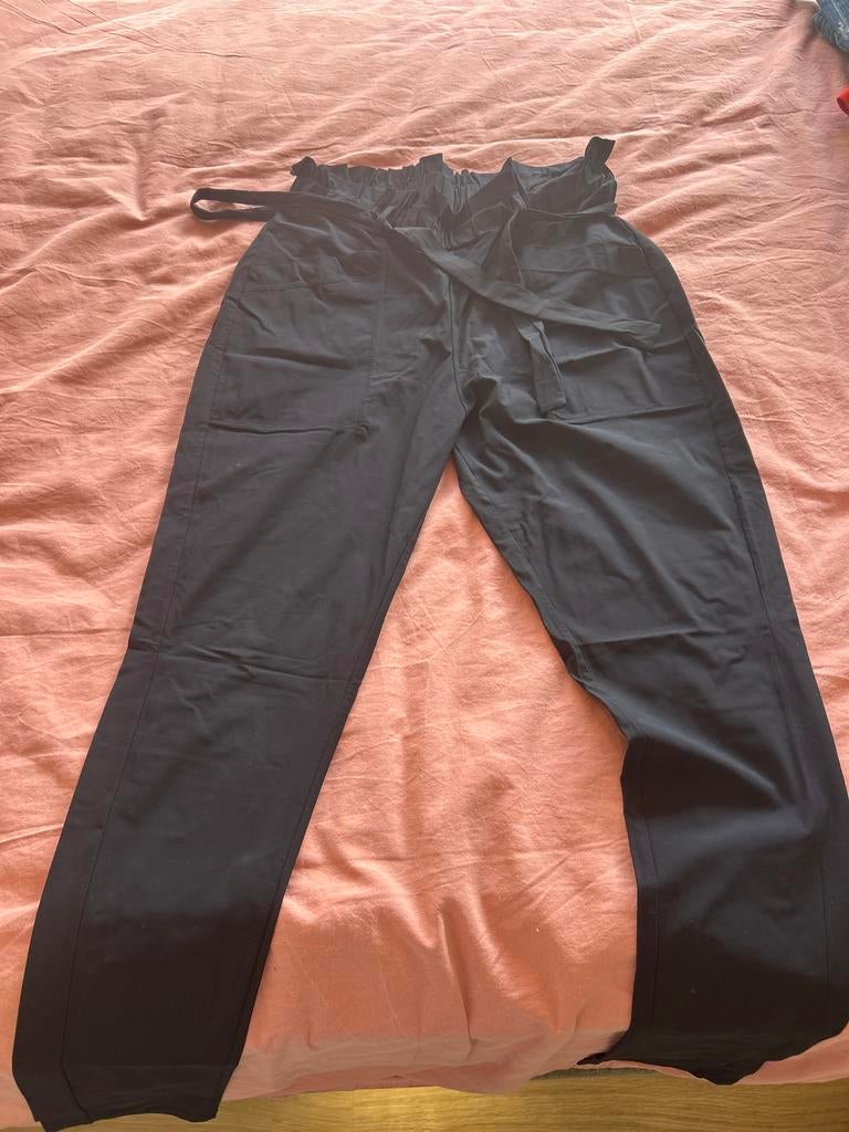 Zozo travelbroek - Maat M - Donkerblauw, Kleding | Dames, Ophalen, Maat 38/40 (M), Blauw