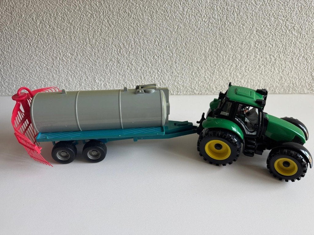 TRACTOR MET MESTTANK, Ophalen of Verzenden, Gebruikt