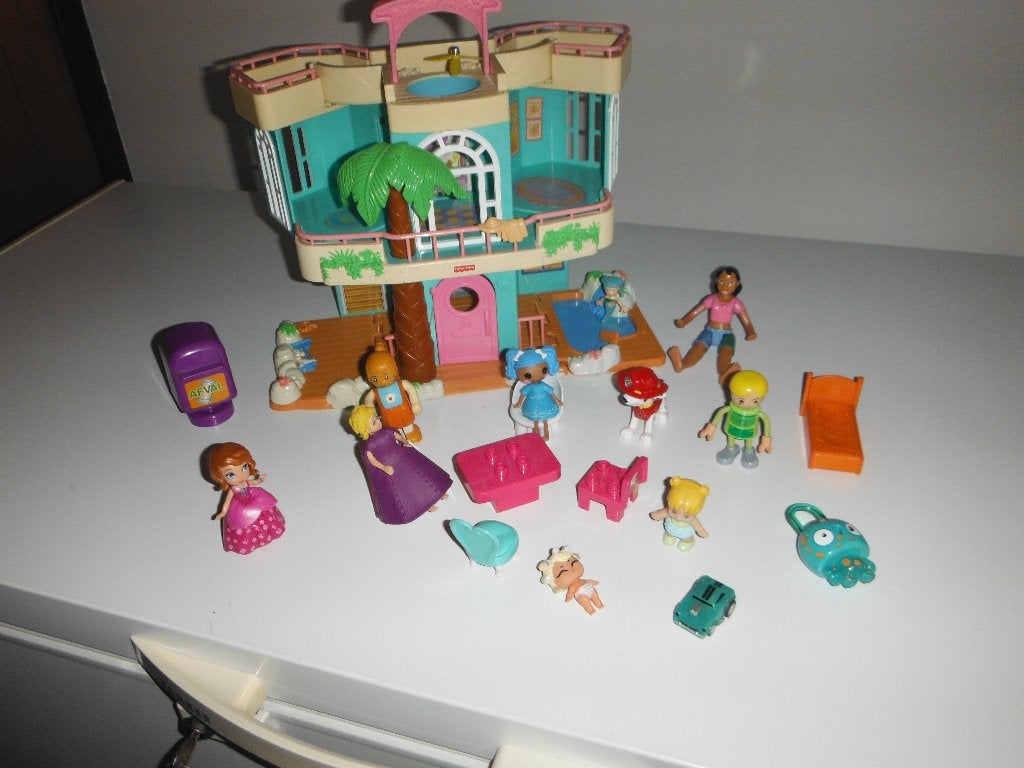 draagbaar f p  poppenhuis je met acc, Kinderen en Baby's, Ophalen of Verzenden, Zo goed als nieuw, Poppenhuis