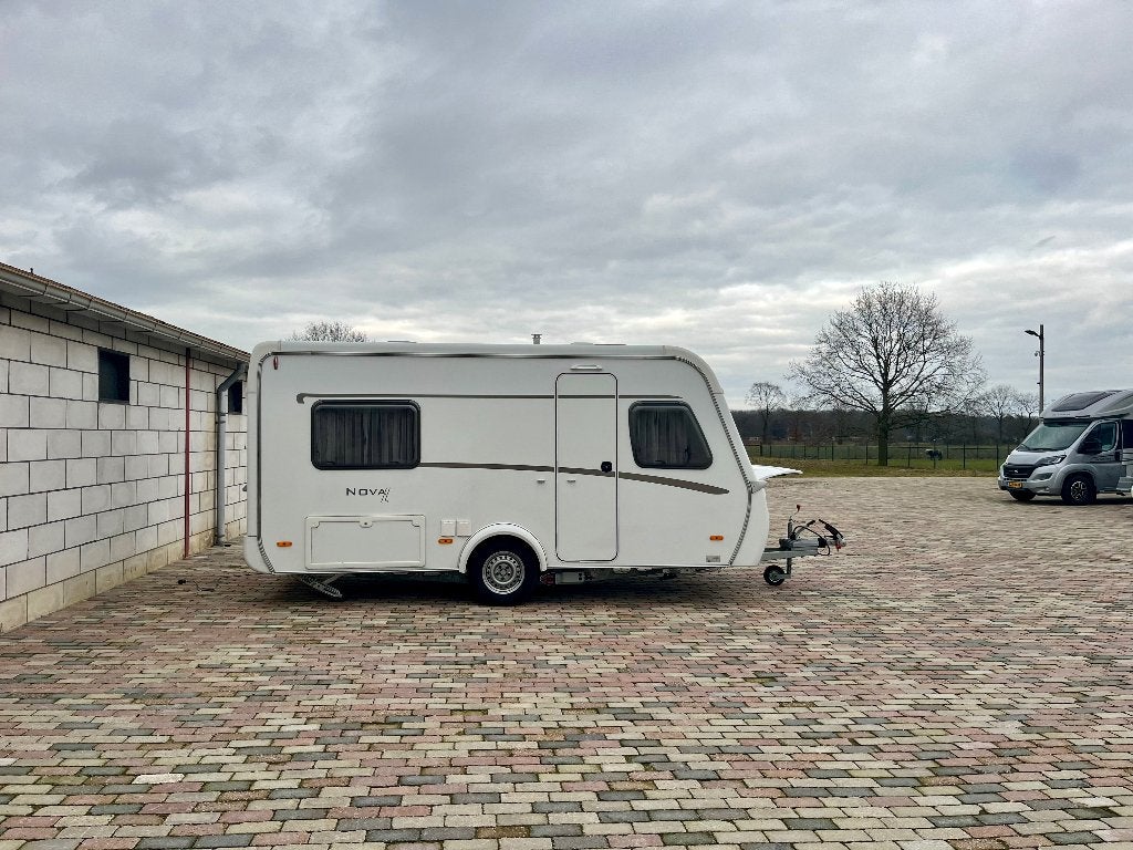 ✅ Eriba Nova Light 465 2019•1400kg•Alko•Unico, Standaardzit, Vast bed, Particulier, 4 tot 5 meter