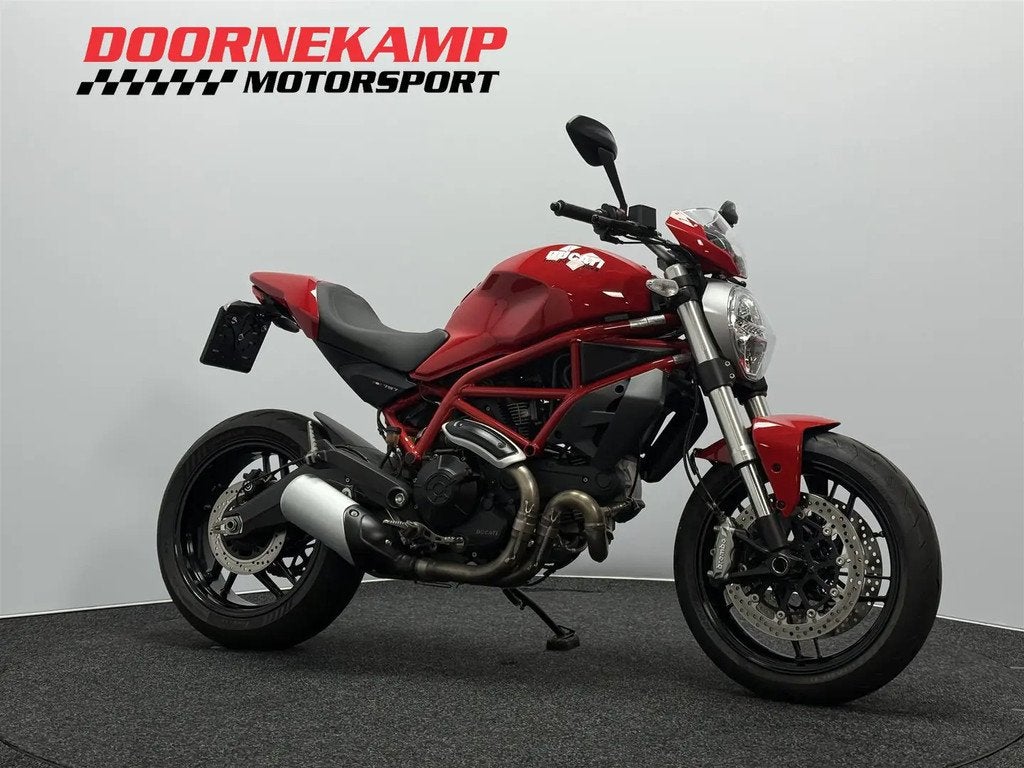 Ducati Monster MONSTER 797+ € 6.450,00, Motoren, Motoren | Ducati, Bedrijf, 12 t/m 35 kW, Naked bike, Traction Control