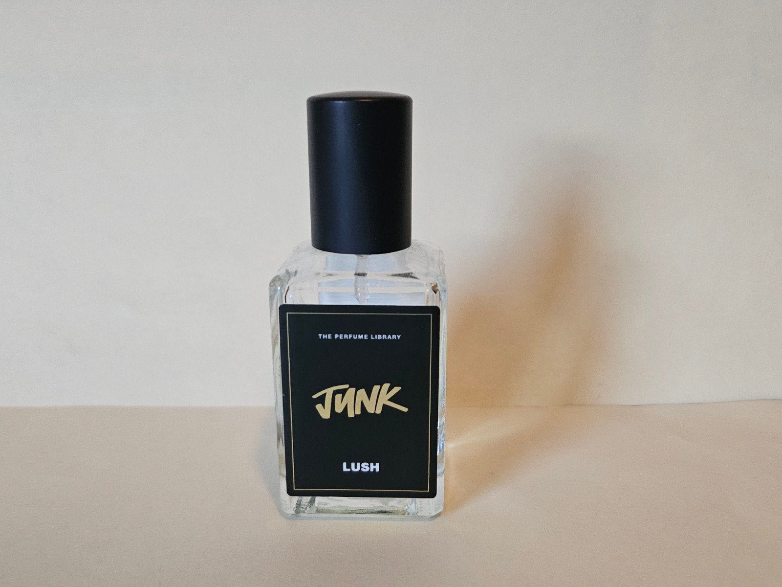 Lush Junk parfum, Ophalen of Verzenden
