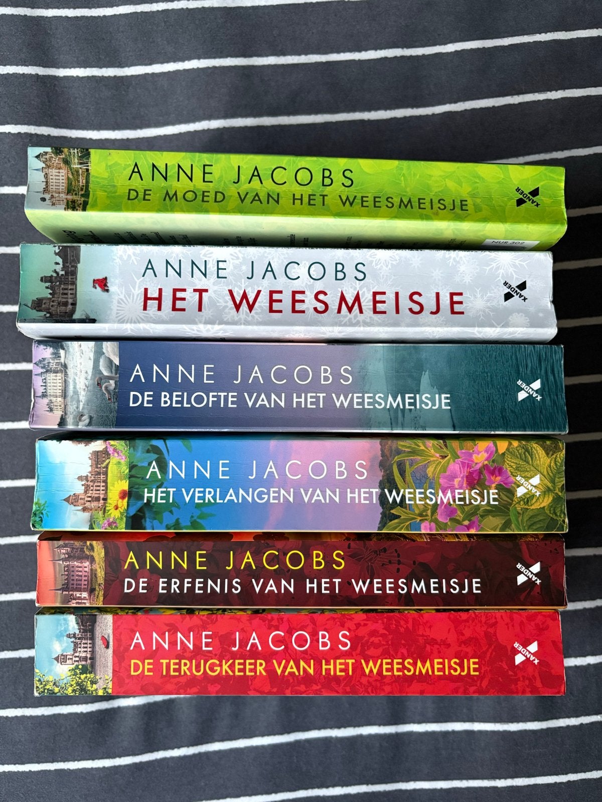 Anne Jacobs - Het Weesmeisje serie (6 boeken), Boeken, Romans, Ophalen of Verzenden, Zo goed als nieuw, Nederland