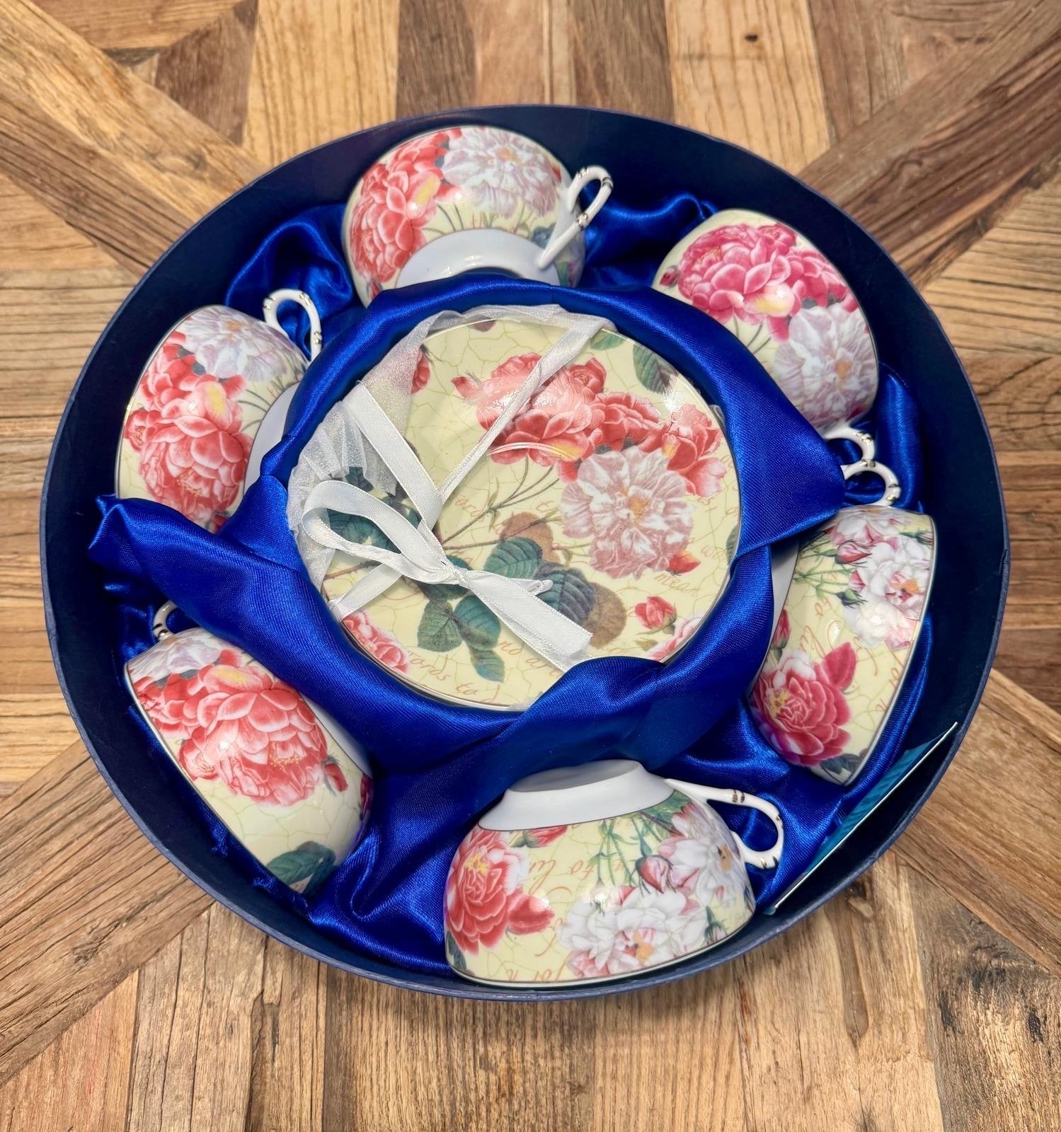 Nieuwe porseleine theeset met bloemmotief, Overige merken, Klassiek, Nieuw, Ophalen of Verzenden