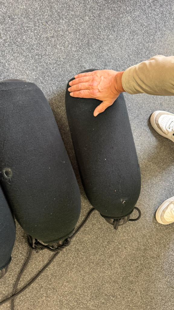 4x Grote Stootwillen / Fenders met zwarte hoezen, Watersport en Boten, Ophalen of Verzenden, Zo goed als nieuw, Overige typen