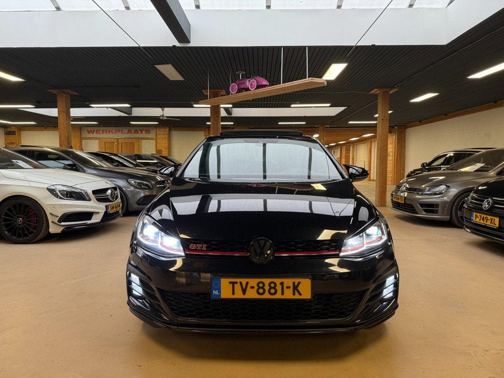 Volkswagen Golf 2.0 TSI GTI DSG Performance Pano Virtual Led, Gebruikt, Euro 6, Zwart, Bedrijf