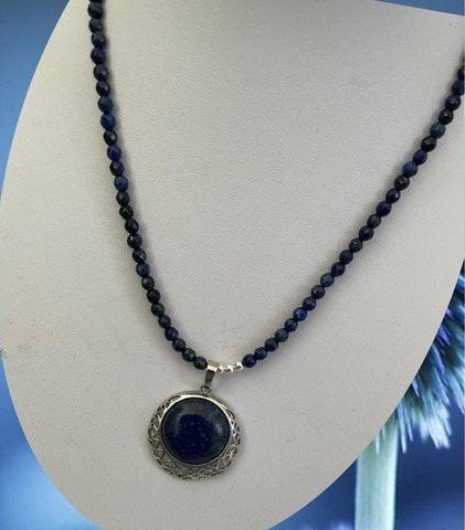 leuke lapis lazuli ketting met hanger, Met hanger, Blauw, Nieuw, Ophalen of Verzenden