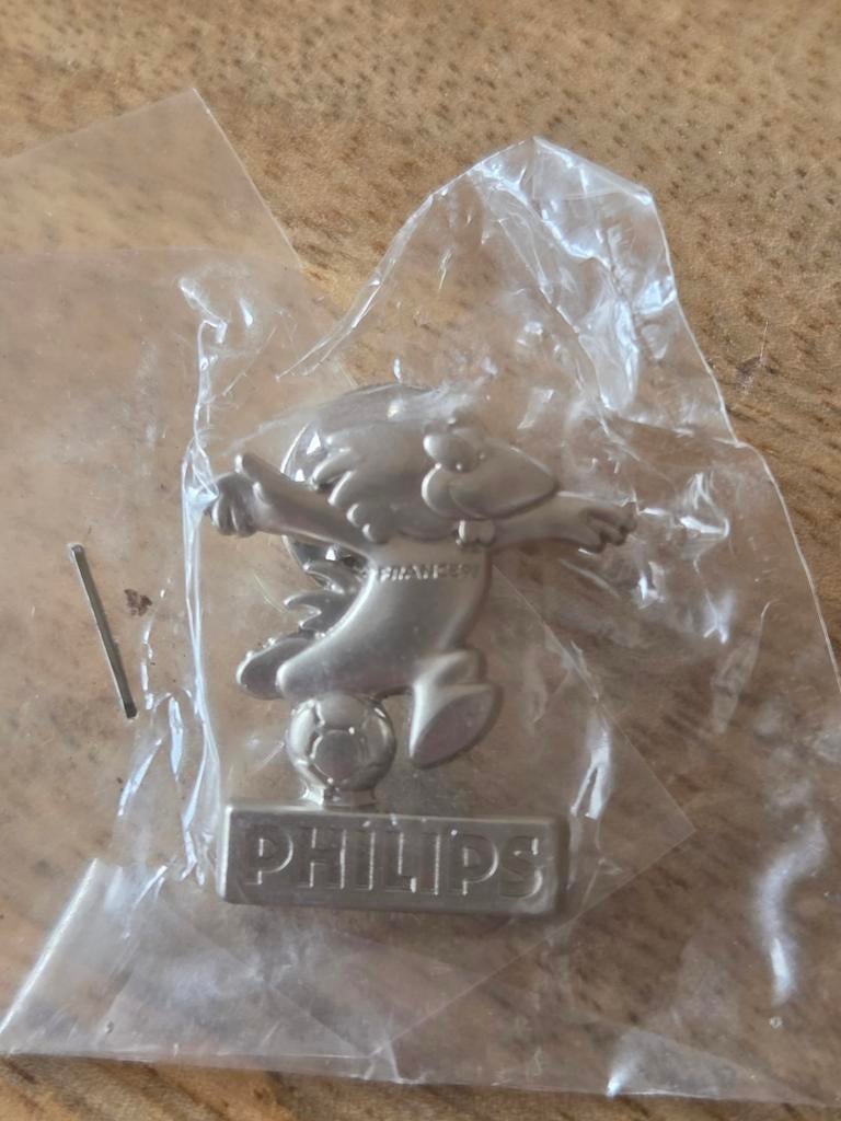 Pin WK '98 France, Footix (Philips Editie) Arthus Bertrand, Verzamelen, Speldjes, Pins en Buttons, Ophalen of Verzenden, Nieuw