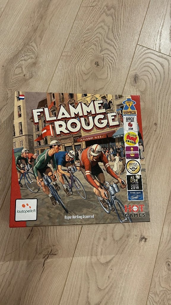 Flamme Rouge (spel), Drie of vier spelers, Ophalen, Zo goed als nieuw, Lautapelit.fi