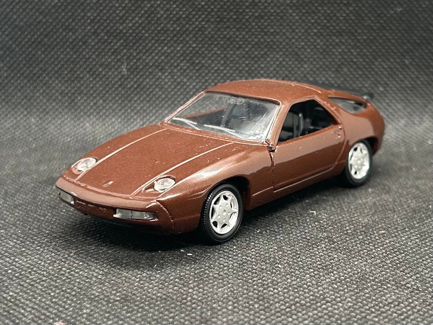 Solido Porsche 928 Turbo, Verzenden, Zo goed als nieuw, Auto, Solido