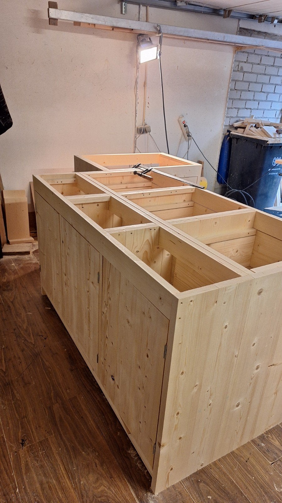 keukeneiland van terug gedroogd en geschaafd hout, Huis en Inrichting, Keuken | Keukenelementen, Ophalen, Nieuw