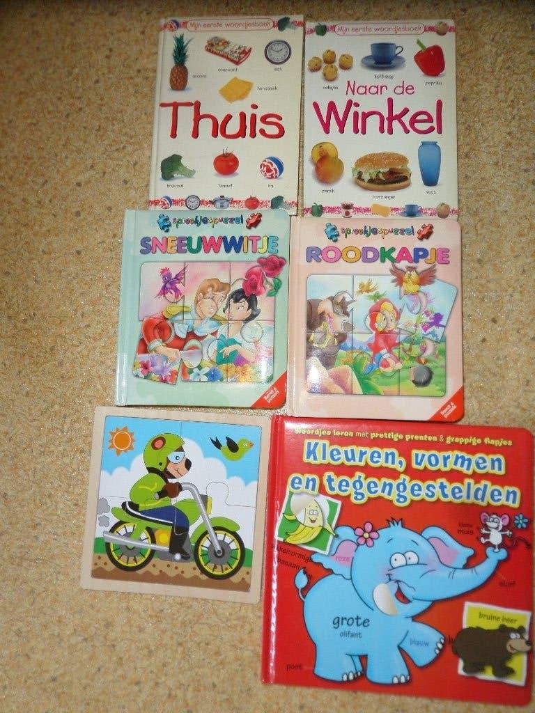 Peuterboekjes en drie puzzels., Ophalen of Verzenden, Gelezen, Jongen of Meisje, Fictie algemeen