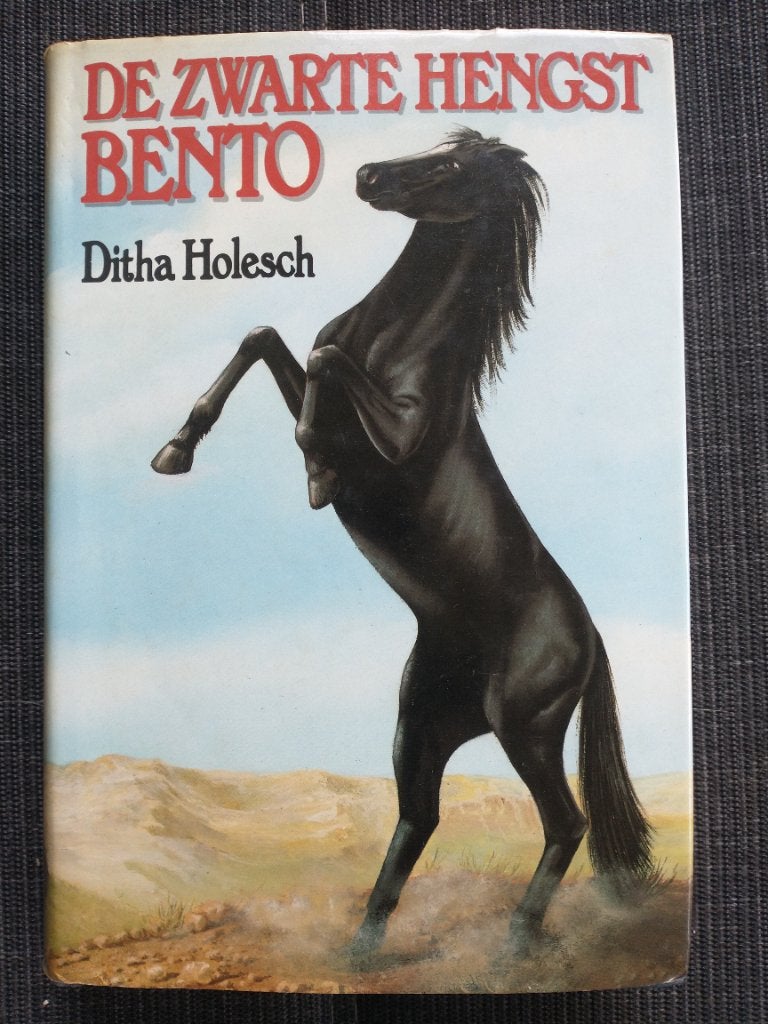 De zwarte hengst Bento, Boeken, Verzenden, Gelezen, Ditha Holesch