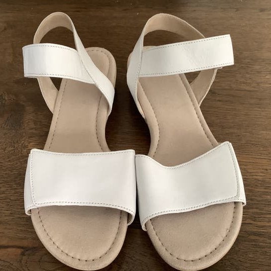 Gabor Comfort Sandalen Maat 41 (7,5) Roomwit, Kleding | Dames, Wit, Zo goed als nieuw, Sandalen of Muiltjes, Ophalen of Verzenden