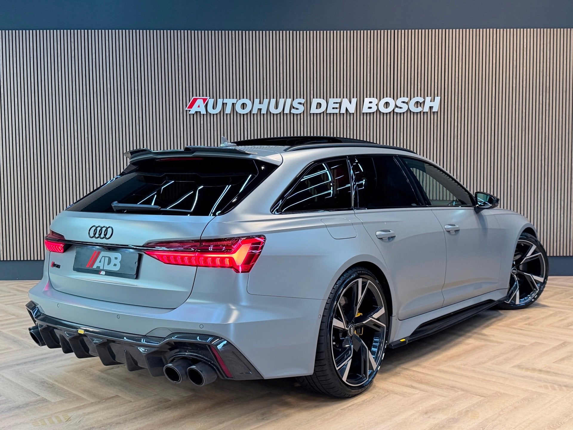 Audi RS6 Avant TFSI Quattro Urban |Keramisch|Pano|PPF|Nardo, Automaat, Dealer onderhouden, Gebruikt, 600 pk