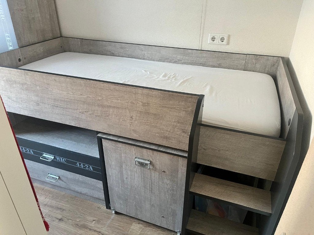 Tiener slaapkamer half hoogslaper bed, bureau en kast Fabric, Ophalen, Zo goed als nieuw, Halfhoogslaper