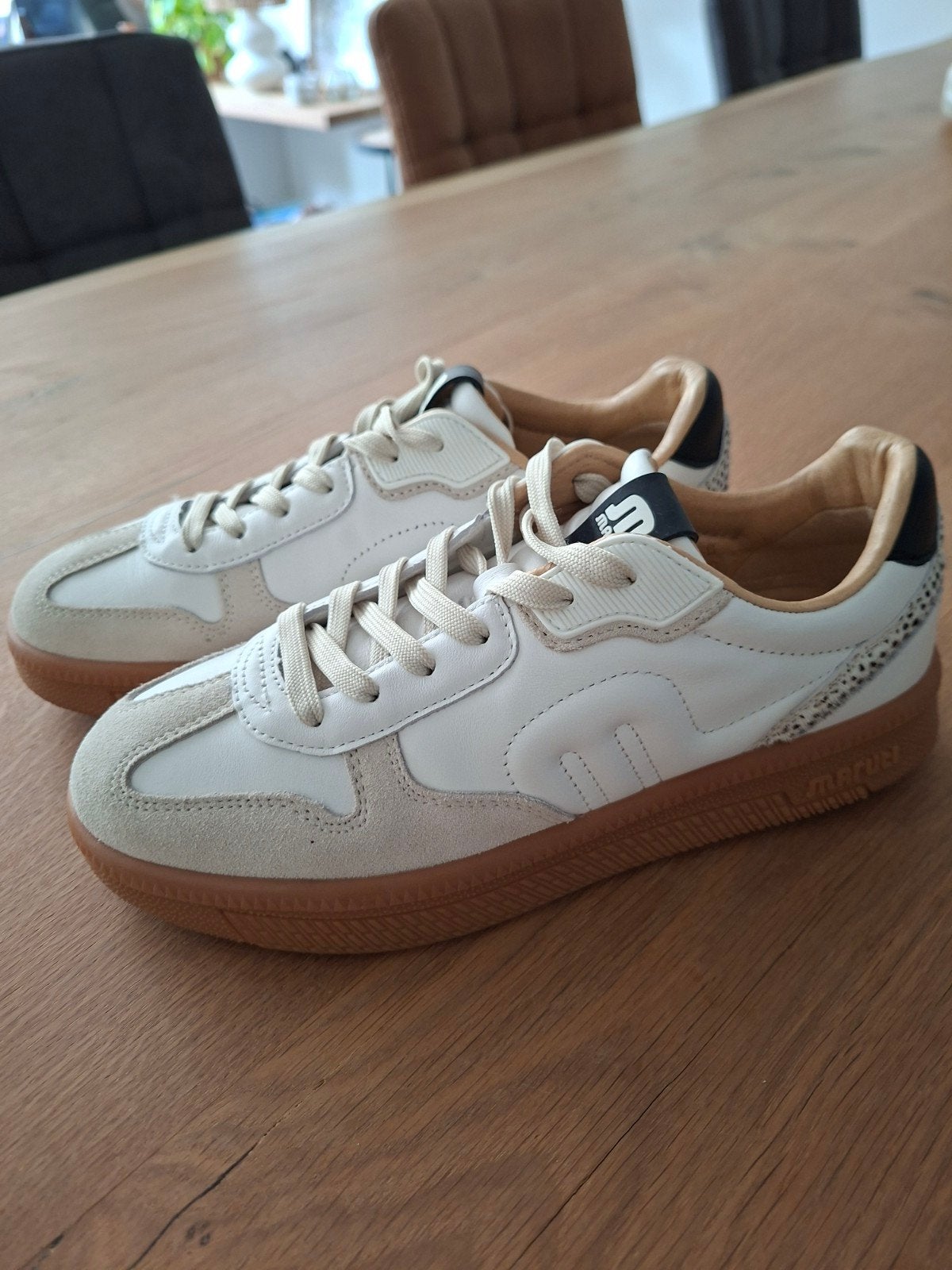Mooie maruti yale sneakers, maat 39, Wit, Ophalen of Verzenden, Maruti, Sneakers of Gympen