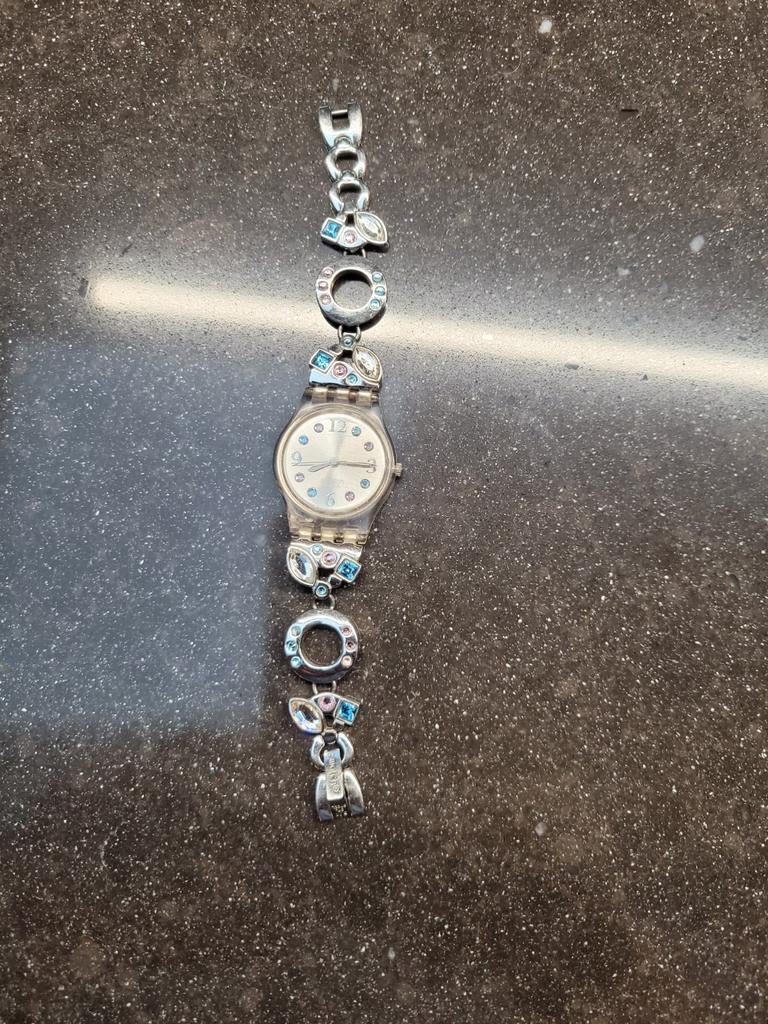 Swatch Polshorloge met  Steentjes, Ophalen of Verzenden, Gebruikt, Kunststof, Swatch