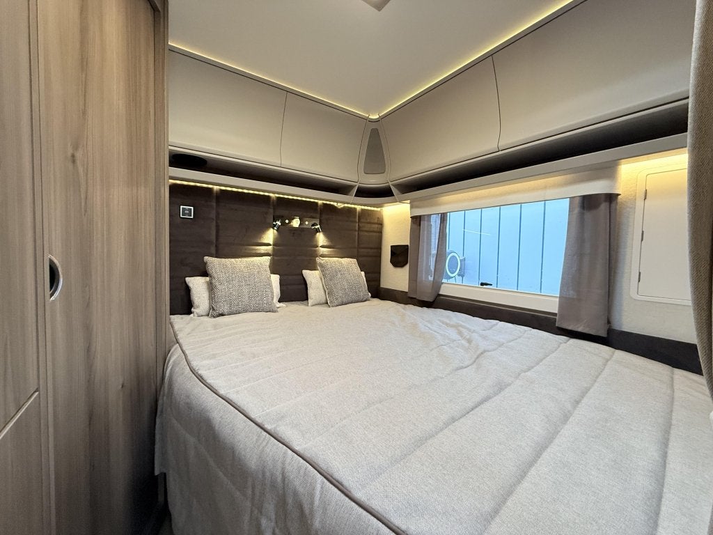 Kabe Imperial 560 XL KS * Hoekkeuken, Rondzit, Bedrijf, Kabe, Overige typen