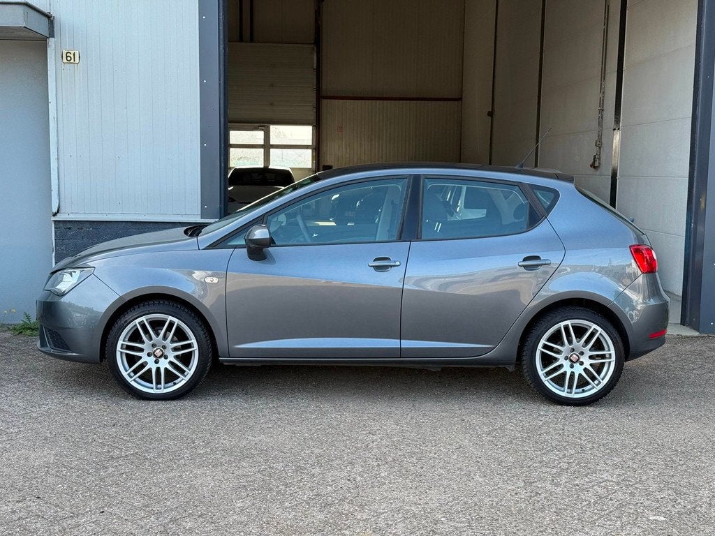 Seat Ibiza 1.2 TSI Style DSG Automaat Airco 17" Velgen!, Auto's, Seat, Euro 5, Stof, 4 cilinders, Ibiza