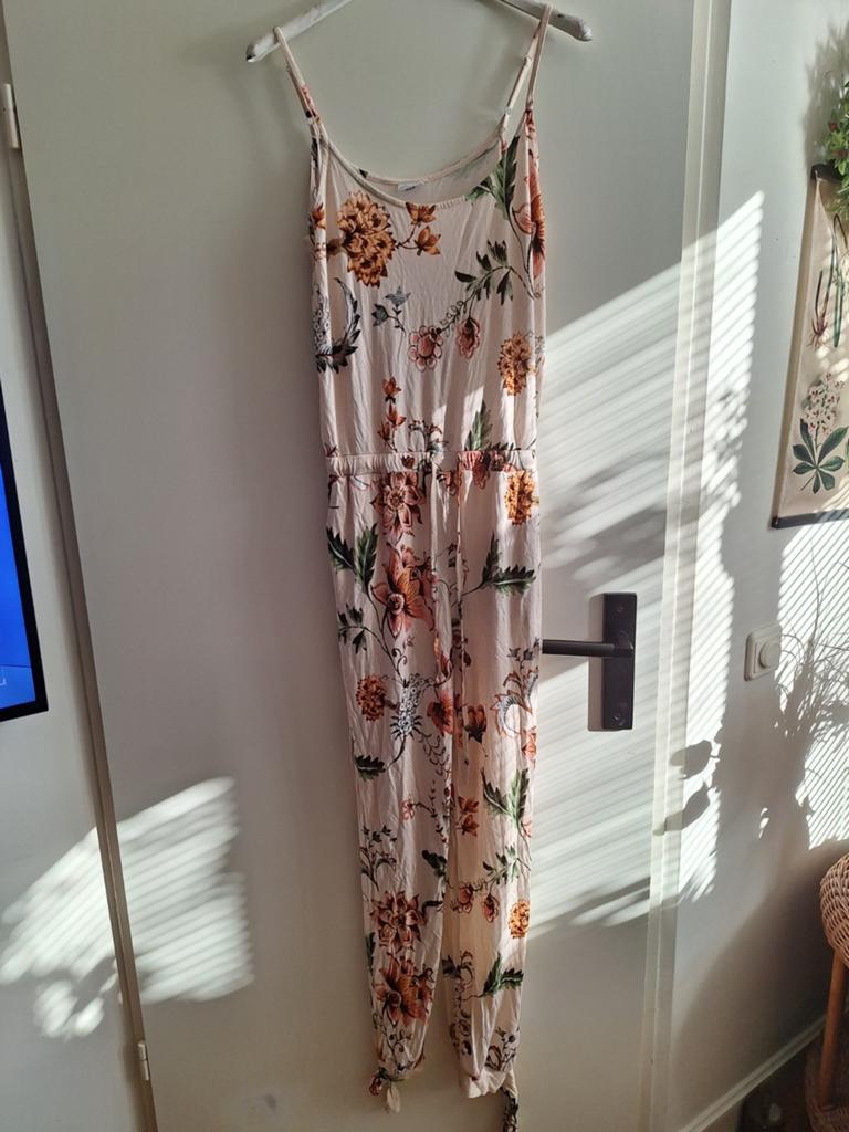 Jumpsuit maat 38, Kleding | Dames, Jumpsuits, Ophalen of Verzenden, Zo goed als nieuw, Maat 38/40 (M), Overige kleuren