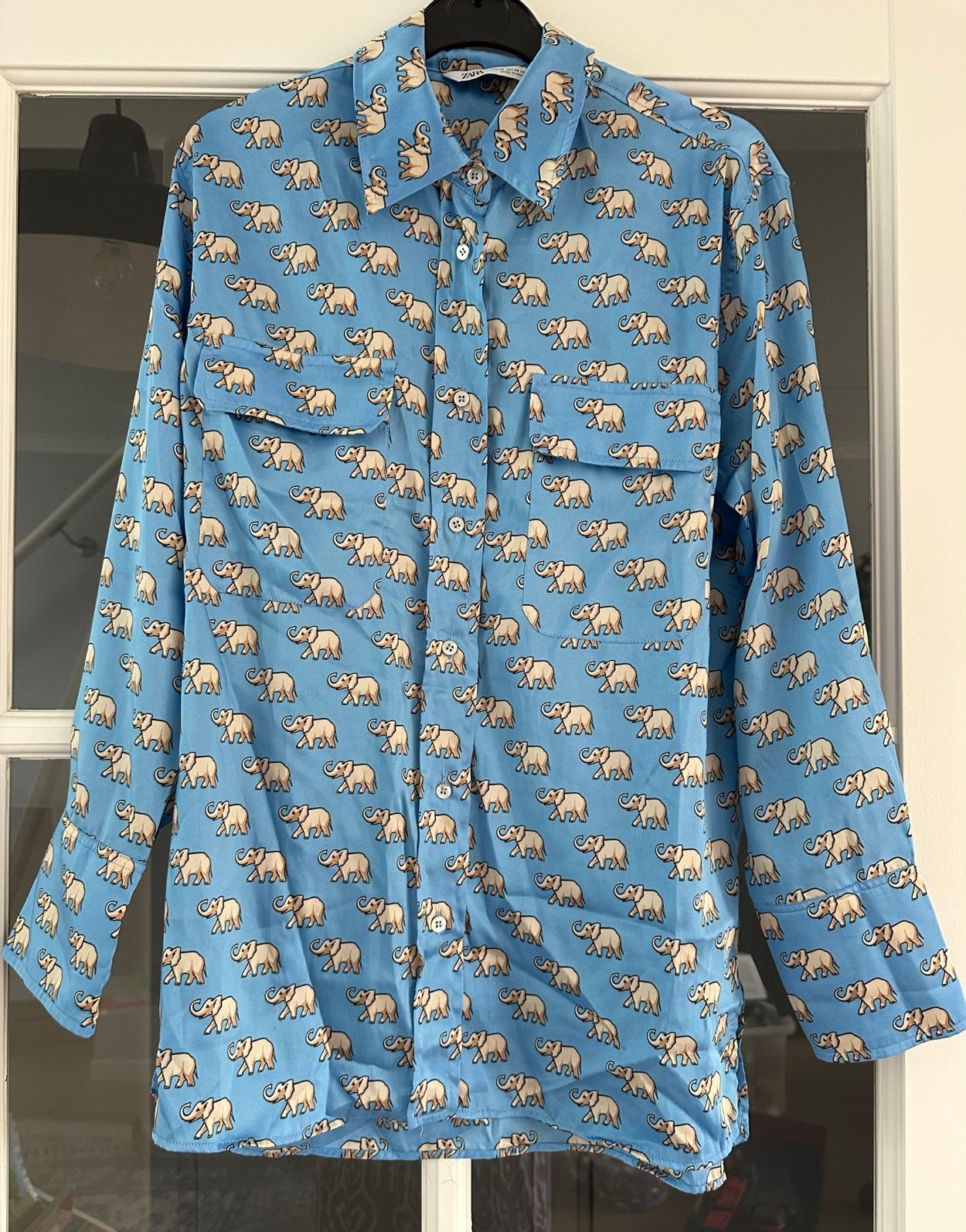 Nieuwe lichtblauwe blouse olifanten Zara maat XS, Ophalen of Verzenden, Nieuw, Maat 34 (XS) of kleiner, Blauw