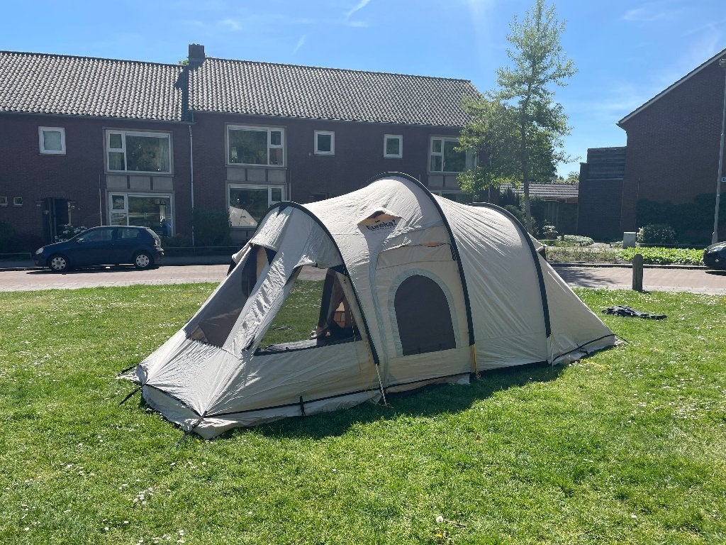Hele fijne Eureka gezinstent, Ophalen, Gebruikt, Tot en met 4