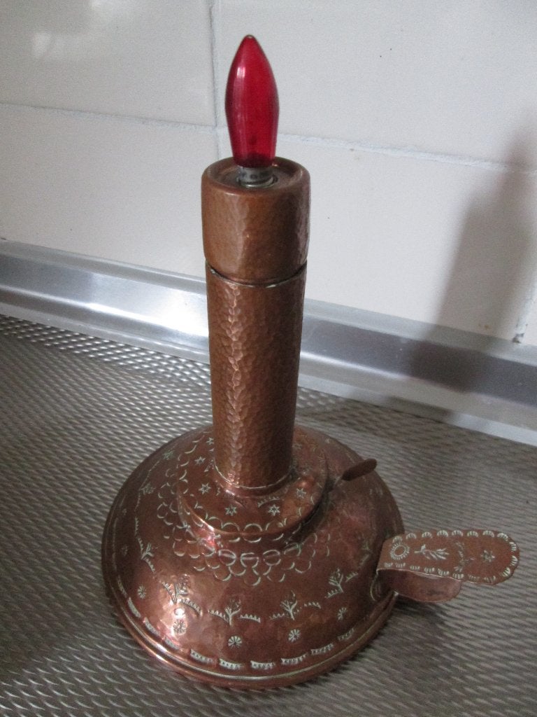 aparte koperen kandelaar vintage bewerkt, hoog 21 cm., Antiek en Kunst, Antiek | Koper en Brons, Ophalen, Koper