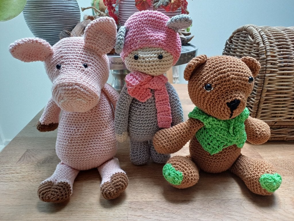 Superleuke zelf GEHAAKTE KNUFFELS: varken, popje en beertje!, Handgemaakt, Overige typen, Nieuw, Ophalen of Verzenden