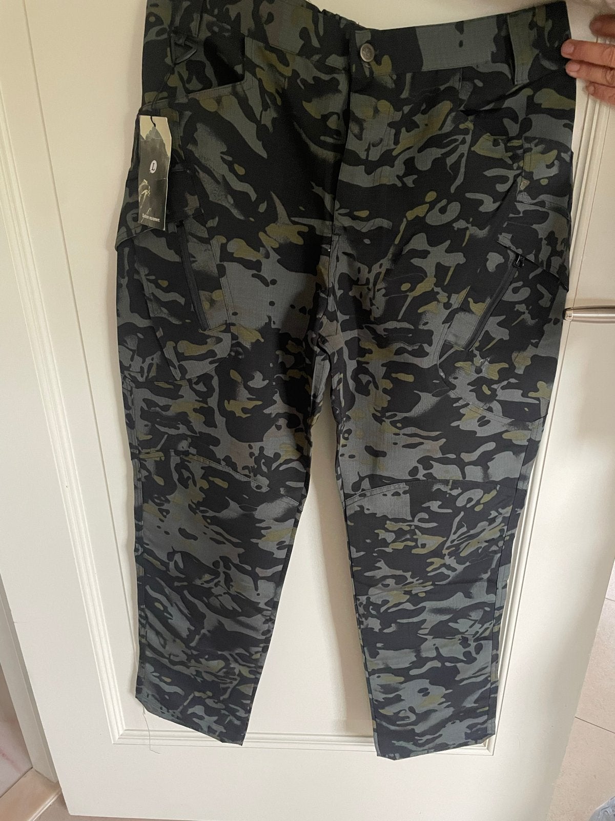 Unisex Legerbroek Maat L - Camouflage Patroon, Maat 42/44 (L), Nieuw, Ophalen of Verzenden, Lang