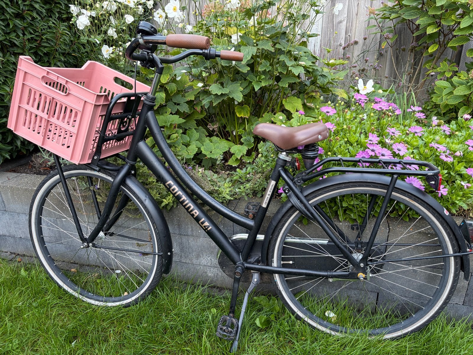 Cortina meisjes transportfiets 26 inch met 3 versnellingen, Terugtraprem, Gebruikt, Versnellingen, Ophalen