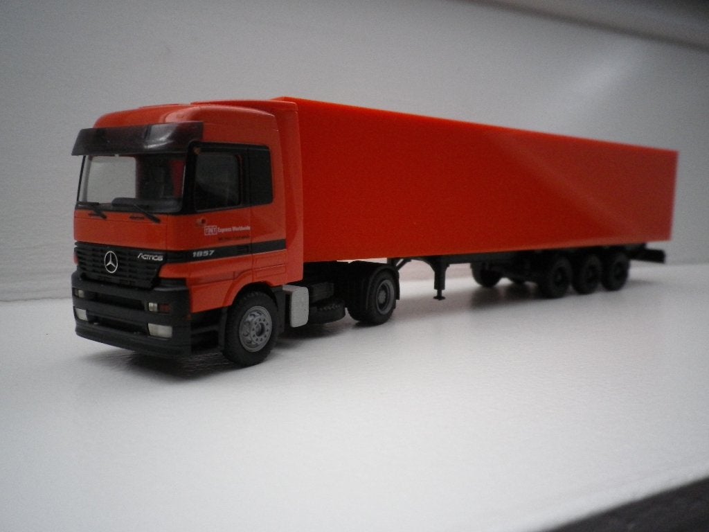 Herpa Mercedes actros TNT oranje trailer, Ophalen of Verzenden, Zo goed als nieuw, Bus of Vrachtwagen, Herpa