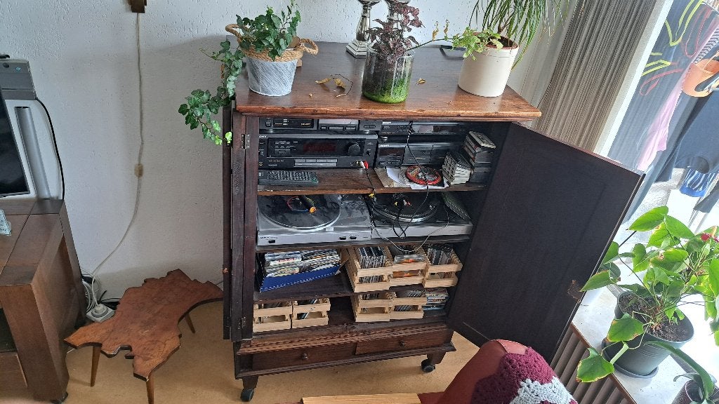 Kast voor stereo of TV, Ophalen, Gebruikt, 100 tot 150 cm, 100 tot 150 cm
