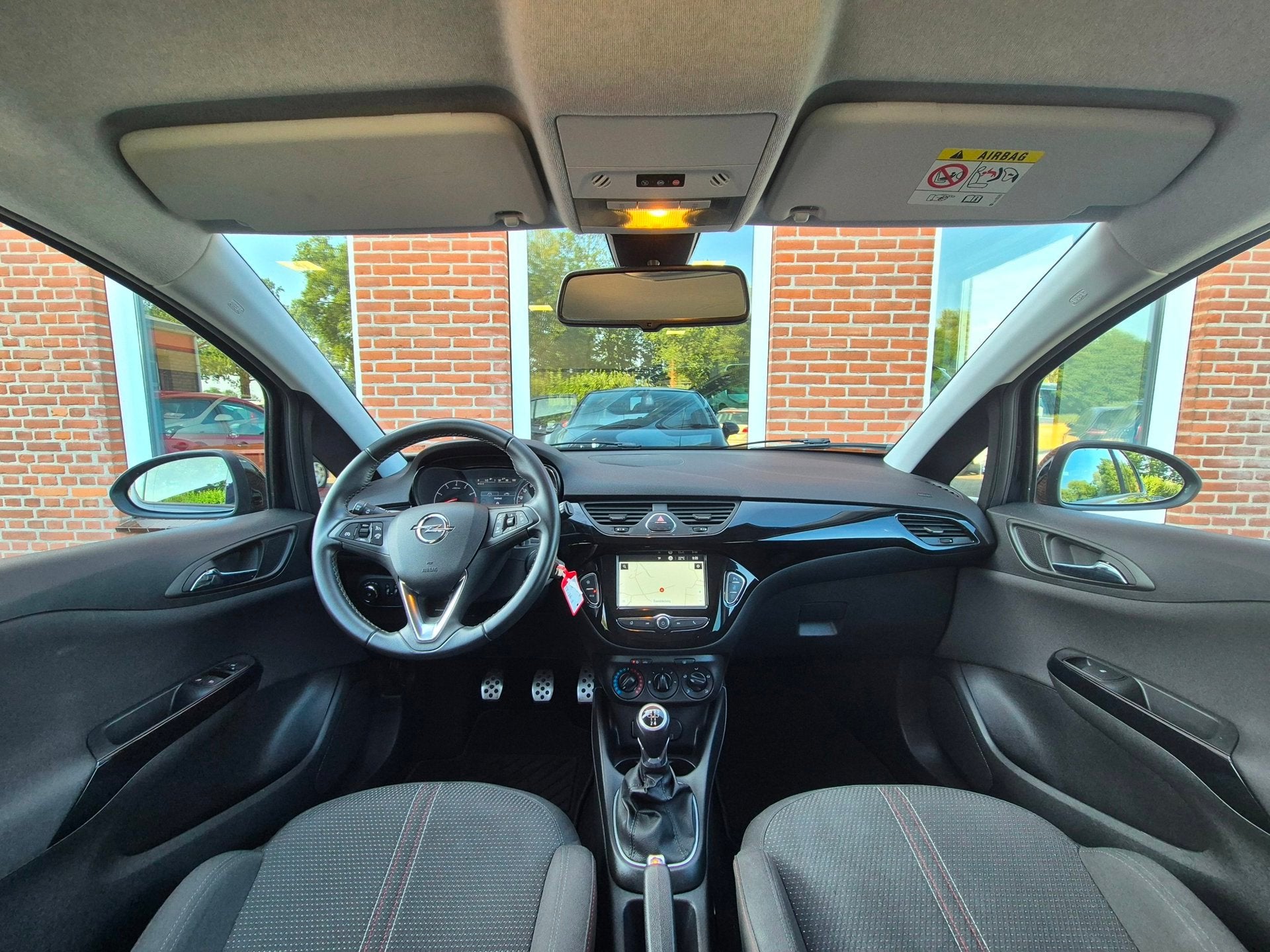 Opel Corsa 1.4 Black Edition 90PK 5drs airco, cruise, navi,, Auto's, Voorwielaandrijving, Gebruikt, Euro 6, 4 cilinders