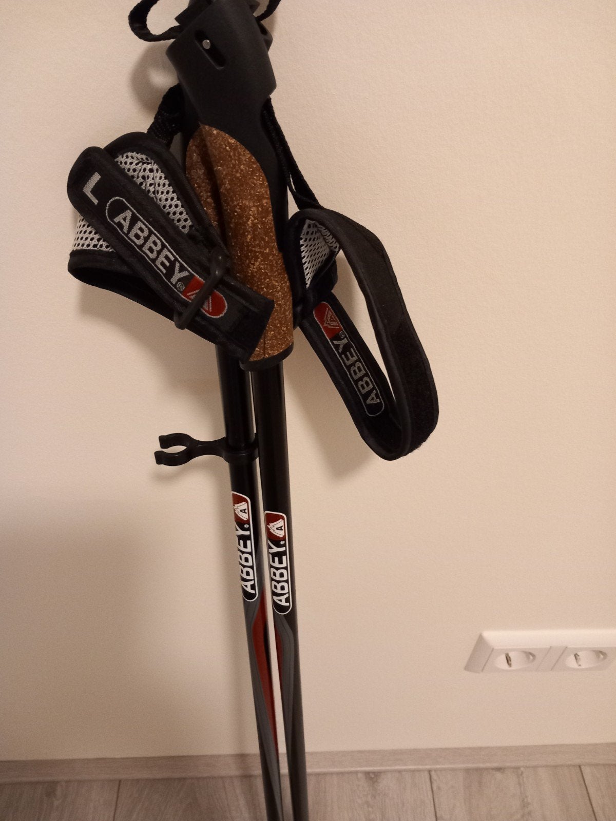 Abbey nordick walk stokken, Ophalen