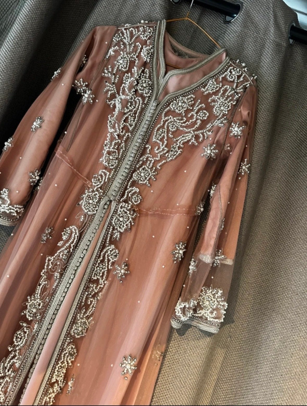 Elegante Marokkaanse feestjurk met bijpassende riem, Maat 38/40 (M), Overige typen, Verzenden, Zo goed als nieuw
