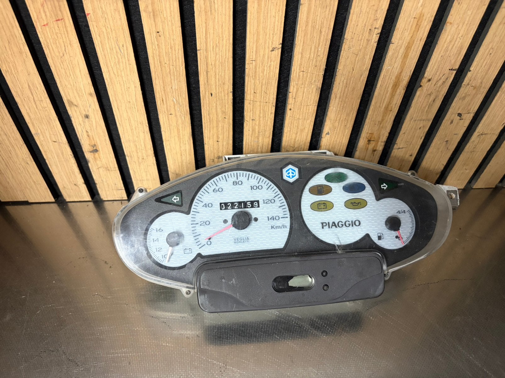 piaggio skipper lx kilometer teller, Ophalen