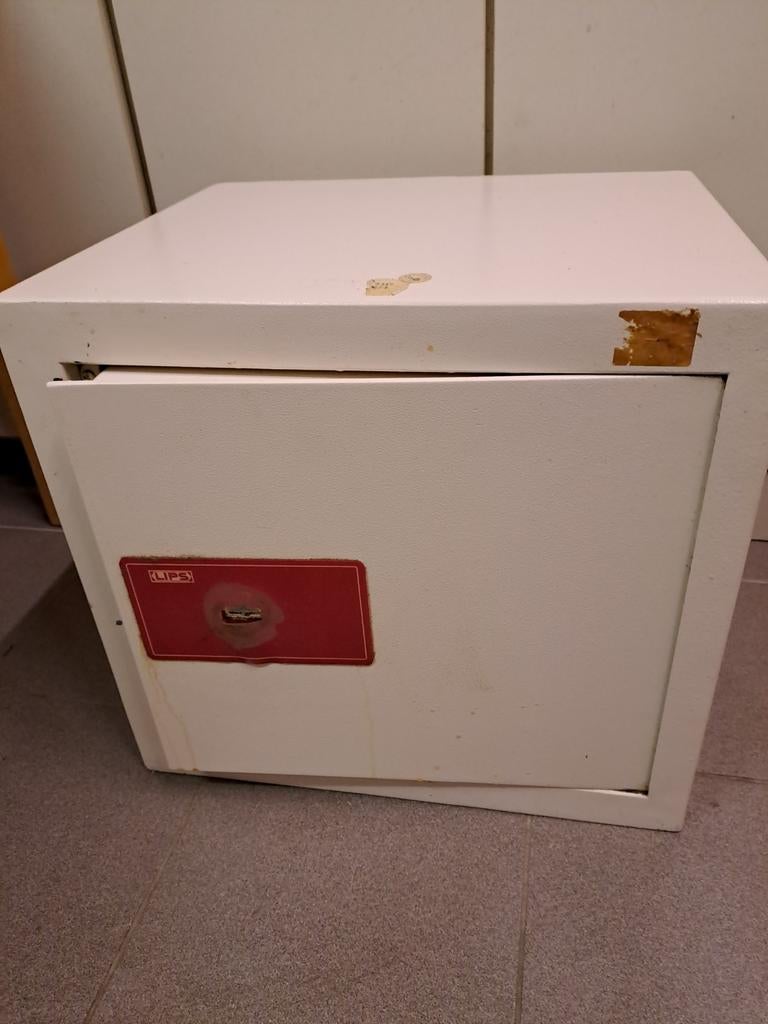 Kluis brandkast lips, Huis en Inrichting, Brandblussers en Brandkasten, Ophalen